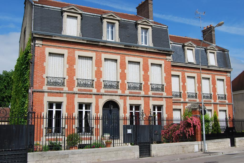Chambre D'Hotes L'Ambroise Troyes Exteriör bild