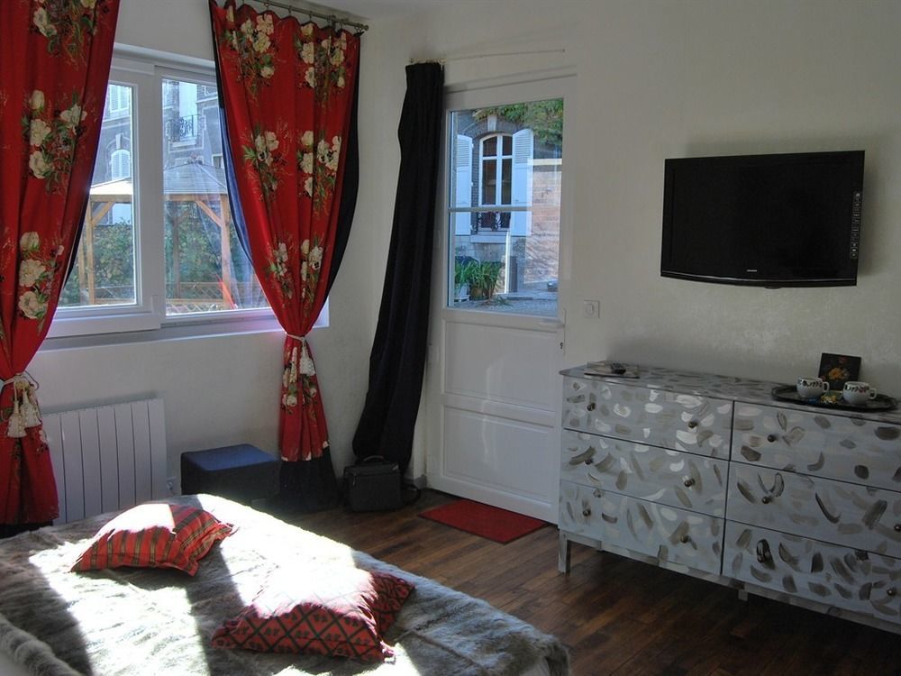 Chambre D'Hotes L'Ambroise Troyes Exteriör bild